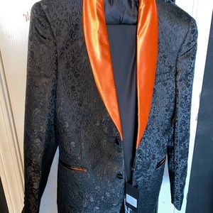 NEVER WORN Men Prom Suit w/ belt and shoes